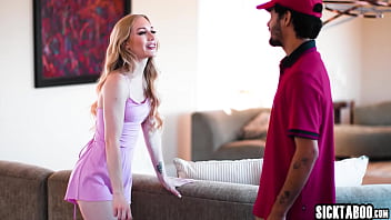 Big ass teen Emma Starletto is just a teacher but pizza guy came and delivered his cum