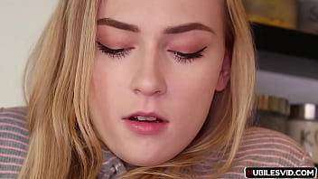 Jenny Wild Petite Teen Warm Apple Pie