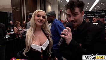 BANGBROS - Logan Xander @ The 2023 AVN Awards With Pornstars Blake Blossom, Valerica Steele, Brenna Mckenna And More!