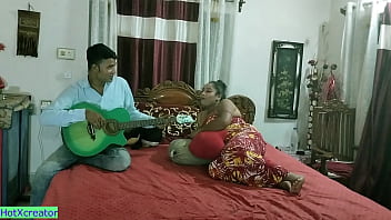 Indian Hotwife private sex with Boss for Promotion!! Husband Don&#039_t know