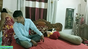 Indian Hotwife private sex with Boss for Promotion!! Husband Don&#039_t know