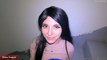 VECINO me ATRAPA masturbandome en la escalera de emergencias y me castiga tirandome su SEMEN en la cara