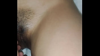 पाकिस्तानी  लड़की ने निकला छूत का सारा पानी