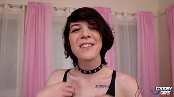 GROOBYGIRLS: MAKE IT RAIN