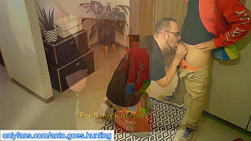 Straight Delivery Man Seduced