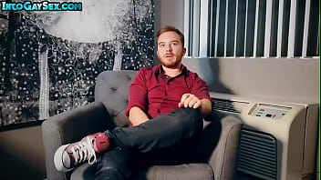 IR MTF pussyboy strapon fucks black dude after casting