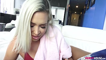 Kacey Jordan Taking Advantage of Her Stepbro