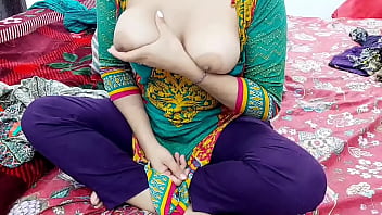 Sobia Nasir Doing Roleplay Of Stepmom On Video Call For Her Client