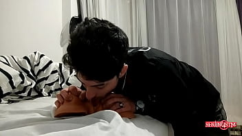 My girlfriend said lick my pussy then fuck it