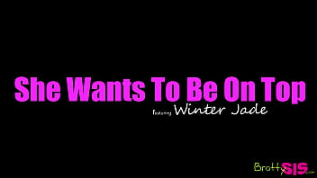 Winter Jade says, &quot_I'_m going to rub my pussy all over it and the pillow&quot_ - S14:E4