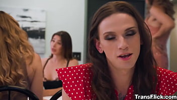 Speed dating turn gangbang trans sex with Kasey Kei and Jenna Creed. Kasey has decided to attend a speed dating event with a group of other trans women. Jenna ducks under Kasey&#039_s table and starts sucking her hard cock