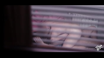 I caught when a stranger fuck my girlfriend across the window
