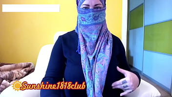 Muslim hijab big tits babe on webcam recorded show October 23rd