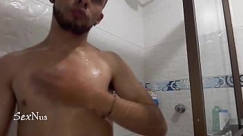 Ba&ntilde_o caliente para ti amor