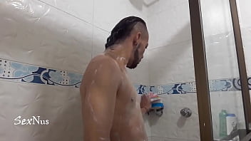 Ba&ntilde_o caliente para ti amor