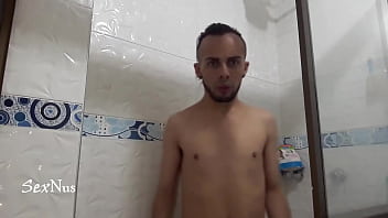 Ba&ntilde_o caliente para ti amor