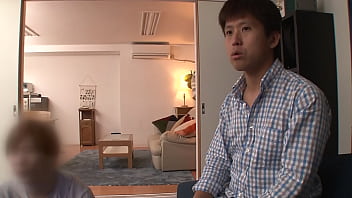 隣の部屋に住んでいる年上の綺麗なお姉さんがエロ過ぎる下着姿で真昼間から僕を誘惑してくるんです。パート3 https://bit.ly/3FZTJfz
