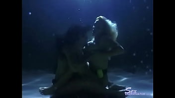 Holly Halston and Mason Storm are Lezbe Friends Underwater