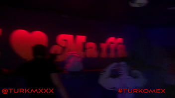 El MARRA Salon ic&oacute_nico bar gay de arrabal en la Ciudad de M&eacute_xico invit&oacute_ a @TURKMXXX a concursar por el t&iacute_tulo El Chacal de Oro Fiesta, baile, bebidas, y mucho morbo.