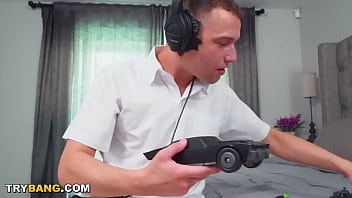 Blonde PAWGs Blake Blossom &_ Slimthick Vic FFM Threesome With Johnny Love On AssParade!