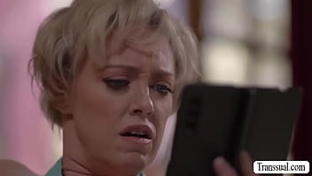 TS neighbor tastes MILF neighbors pie