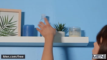 Tattooed Bottom Guy (Bo Sinn) Can&#039_t Get His Eyes Hands Off Muscular (Malik Delgaty&#039_s) Big Dick - Men