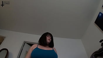 Unaware Giantess Laundry Jane Judge