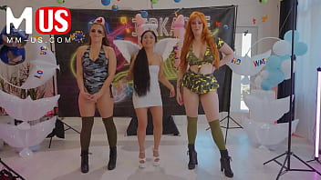 Jerkaoke - Lauren Phillips and Gia Derza Eat Each Other Out and Fuck