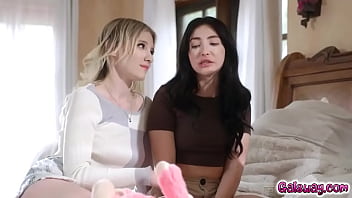 Galsway.com - Jazmin Luv gladly joins Jane Wilde and Melody Marks for a 3SOME