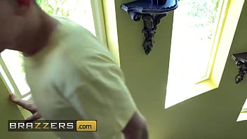 (Julia Ann, Phoenix Marie, Richelle Ryan) Steal Julia'_s Bf To Improve Their BBQ Party - Brazzers