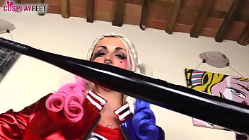 Italian stars PetraFeet and Medusa Blonde dress up as Harley Quinn to ensure you get the proper nylon foot tease you deserve. Both wearing black pantyhose, they talk dirty and laugh at you with feet up in your face, rubbing their baseball bat as a cock