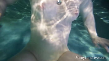 Naked Mermaid Blows A Throbbing Hard Cock Inside The Pool!