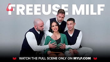 FreeUse Milf - Hot Bathroom Attendant Gave Club-Goers Extra Special Treatment They Will Never Forget