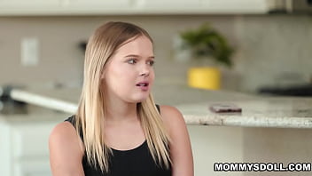 om - OMG! Coco Lovelock is so damn cute, not to mention her super hot Kit Mercer!