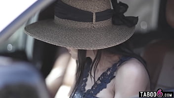 Wife Cytherea catches her filthy cheating husband with hot teen Charly Summer