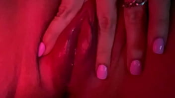 Soaked swollen pussy