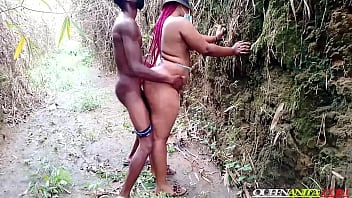 BIG BUTTS LIKE IT BIG ASSH I FOLLOW THIS BIG ASS TILL I GOT IT IN THIS FOREST