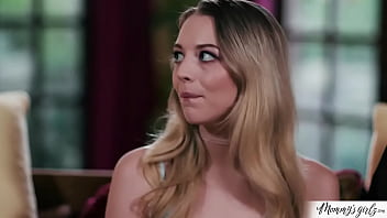 Stepmoms 3some with their stepdaughter