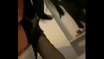 ENCORE DES BITES POUR L&Eacute_A LA SALE PUTE GRATUITE