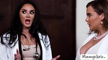 Stepmom doctors fuck their stepdaughter