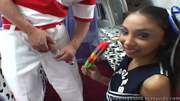 Alexis Love Bangs Her Mouth With Ice Cream Before Sex