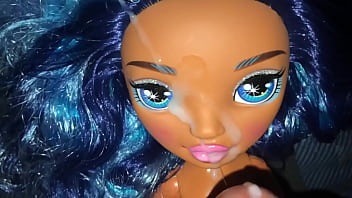 Rainbow Surprise Blue Skye Doll 2