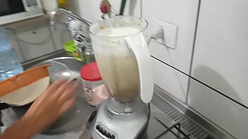 Sarah Rosa │ Cozinha Sexy │ Suco de Casca de Abacaxi