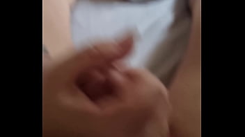 my wife doing handjob whit my dick