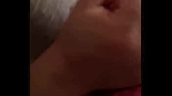 my wife doing handjob whit my dick