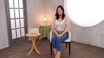 初撮り人妻ドキュメント　桃井しずか　＜ダイジェスト付＞