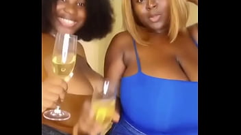 Blackamateurboobs.com