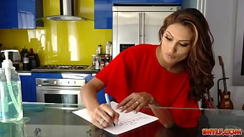 Jessy will surely stay at home with his stepmom Sommer&#039_s juicy cunt