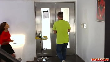 Jessy will surely stay at home with his stepmom Sommer&#039_s juicy cunt