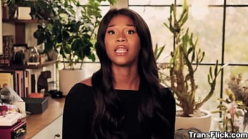 Vanniall wished she had SOMEONE who could help her being trans